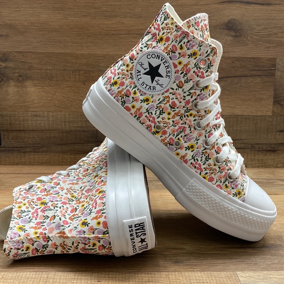 CONVERSE CTAS LIFT HI BRAND 🔥 NEW - Picture 4 of 9